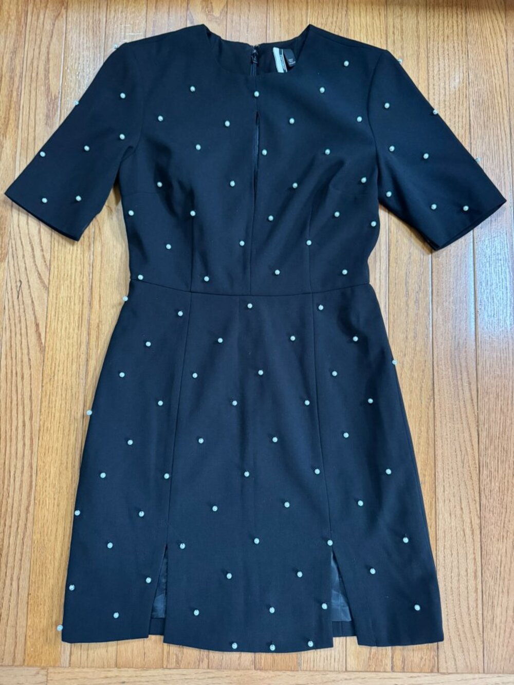 TopShop Black Pearl Front Mini Dress • Crewneck Short Sleeve • Dual Slits • Size